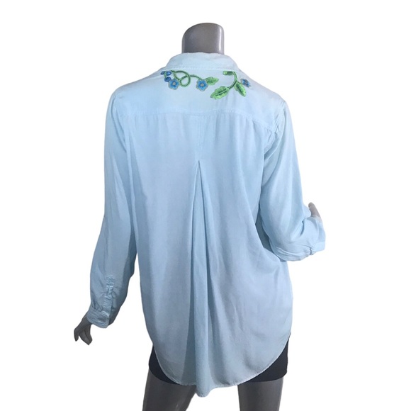 Velvet Heart Women’s Medium Blue Button Front Tunic Top Roll Tab Sleeves - Picture 2 of 16